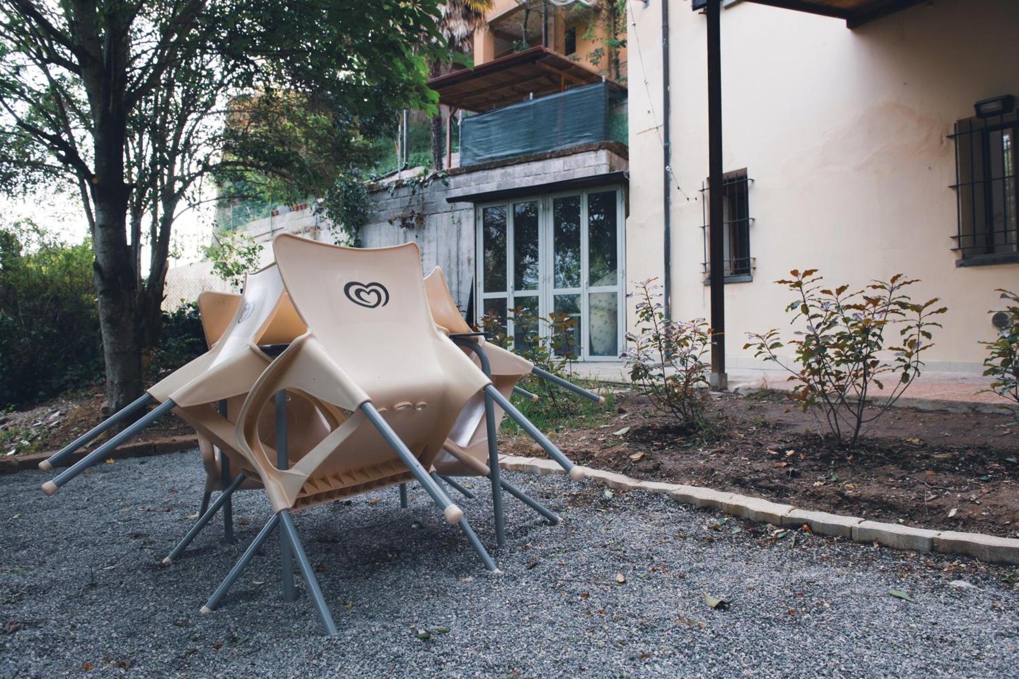 Home Peterpan, B&B Direttamente Sulla Piazza Casal Fiumanese Kültér fotó